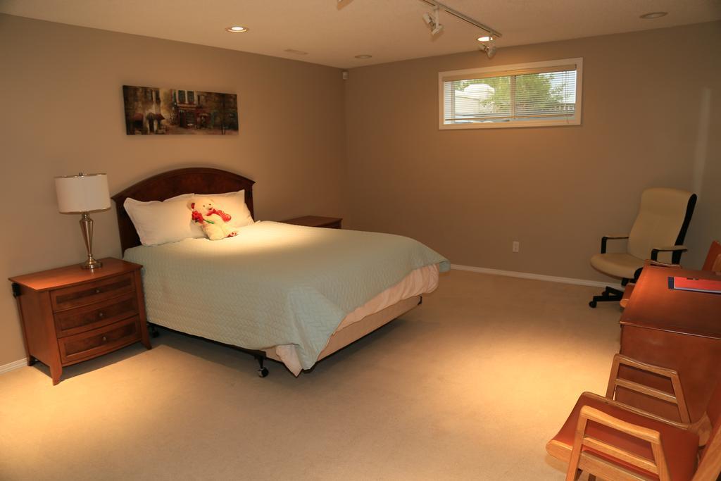 Ming's Homestay Calgary Luaran gambar