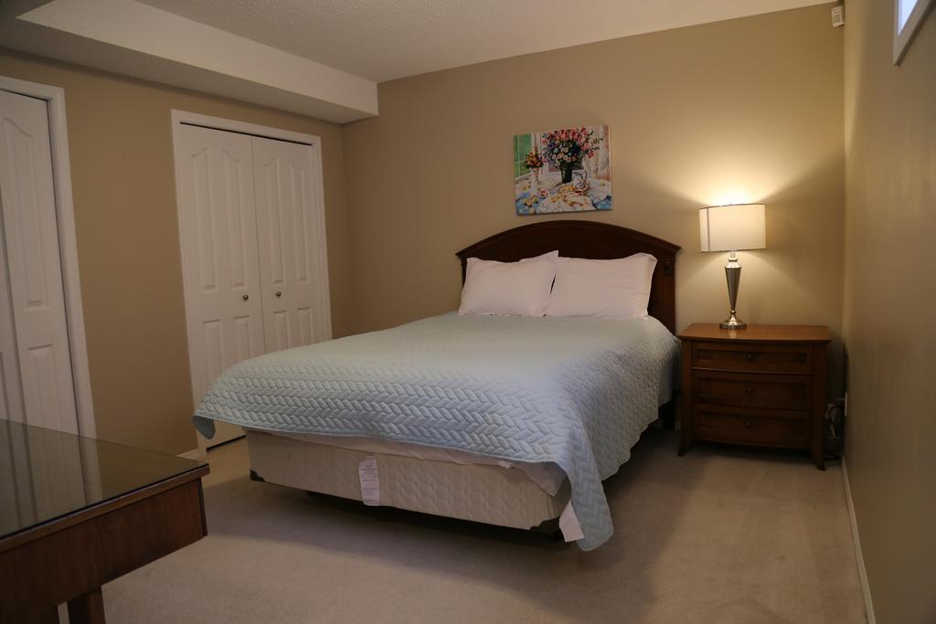 Ming's Homestay Calgary Luaran gambar